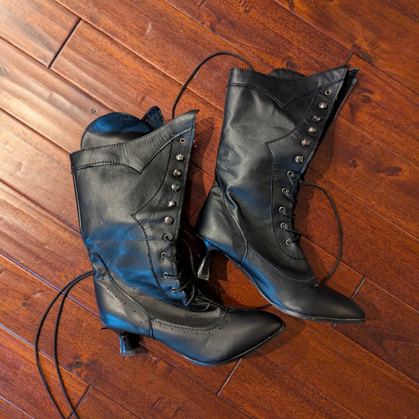 Size 8 Victorian/Edwardian Lace Up Boots