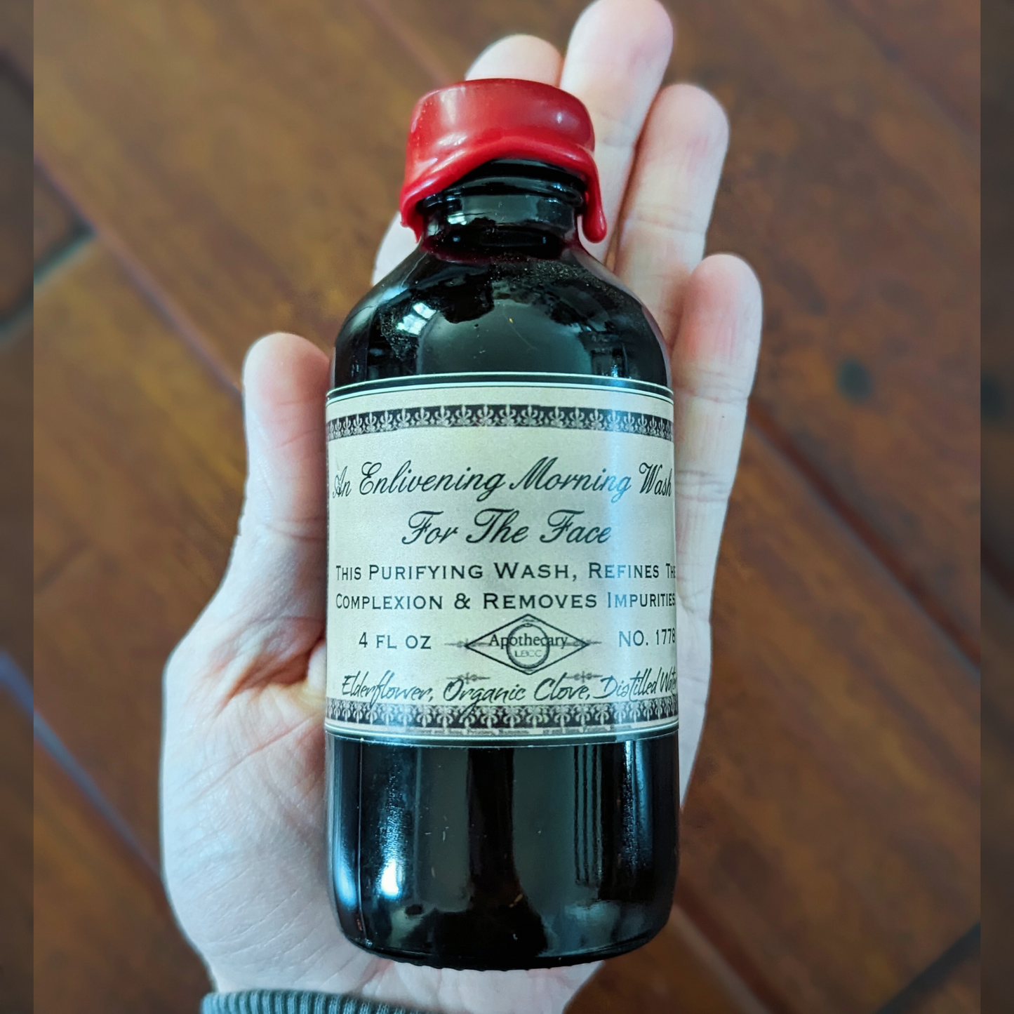 "An enlivening morning wash for the face" || 1778 Wash & Astringent