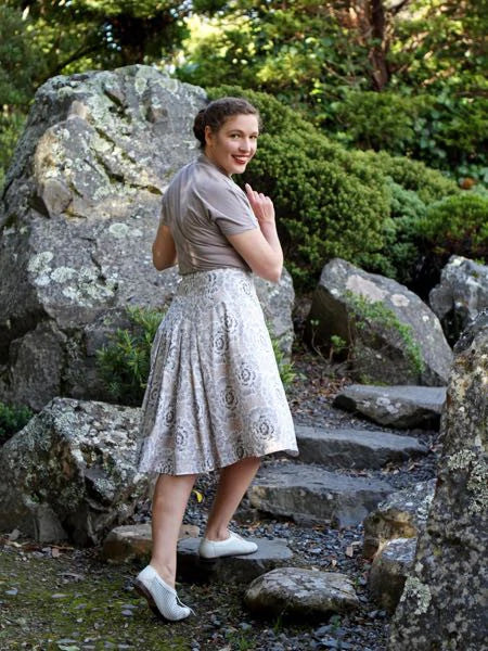 Fantail Skirt (Historical 1890-1910 & Modern) Pattern || #1701